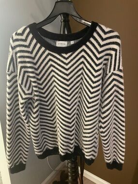 Cyrus Black and White Chevron Fuzzy Knit Sweater
